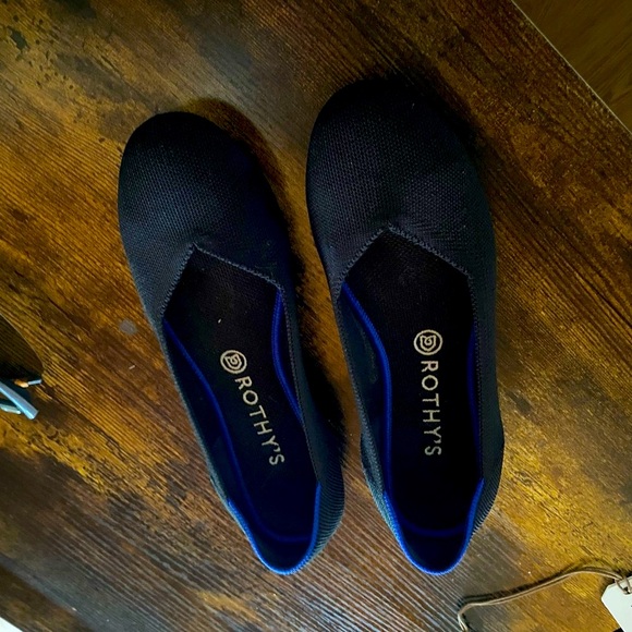 Rothys Black slip ons - Picture 5 of 14